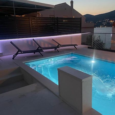 Lavanda Residence With Heated Pool Trogir Split Donji Okrug  Bagian luar foto