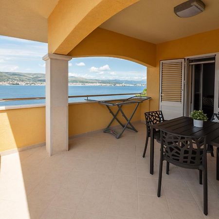 Lavanda Residence With Heated Pool Trogir Split Donji Okrug  Bagian luar foto