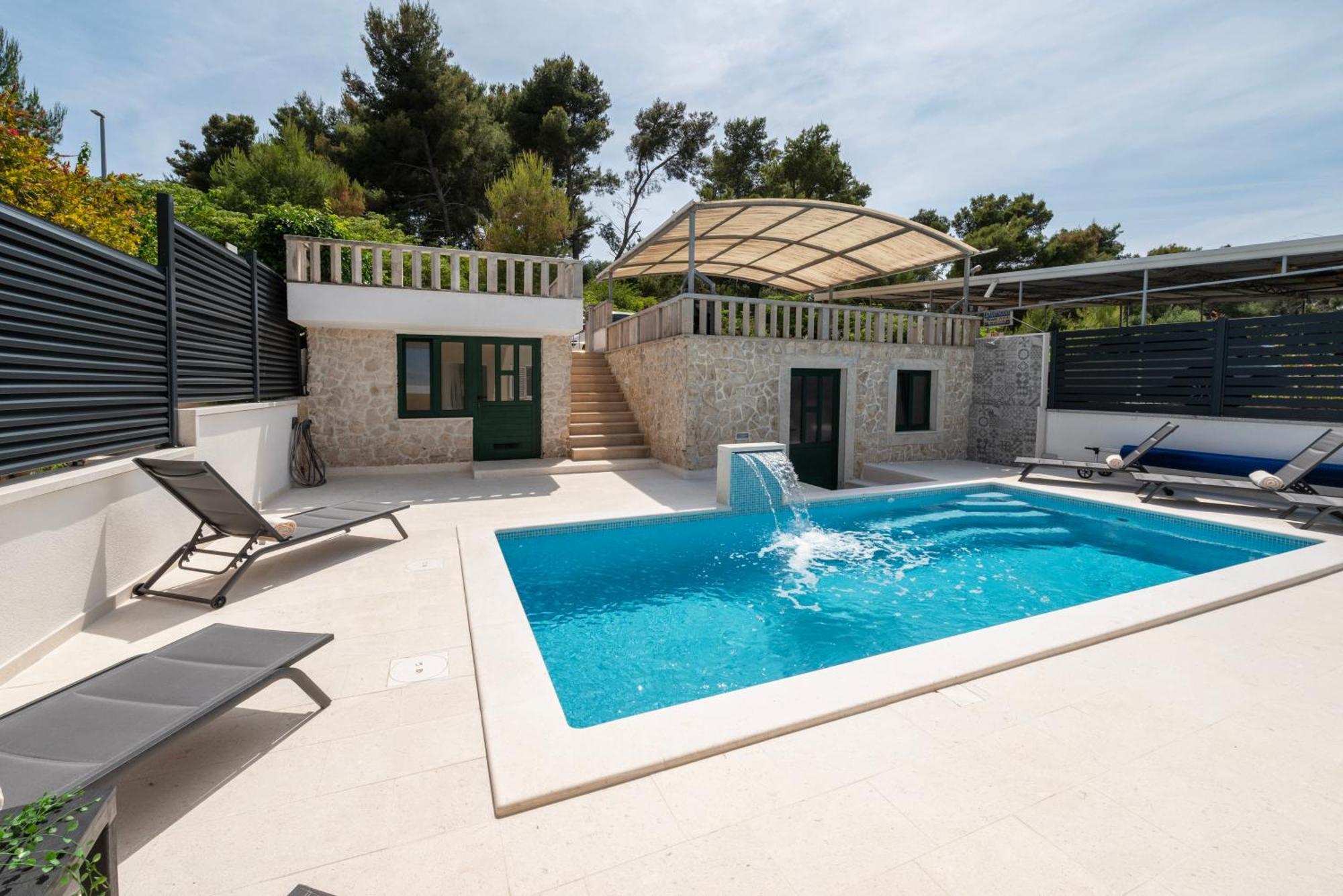 Lavanda Residence With Heated Pool Trogir Split Donji Okrug  Bagian luar foto