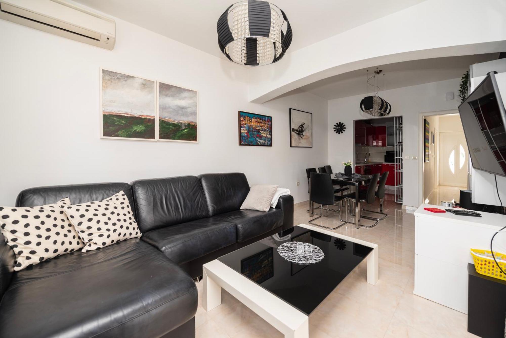 Lavanda Residence With Heated Pool Trogir Split Donji Okrug  Bagian luar foto