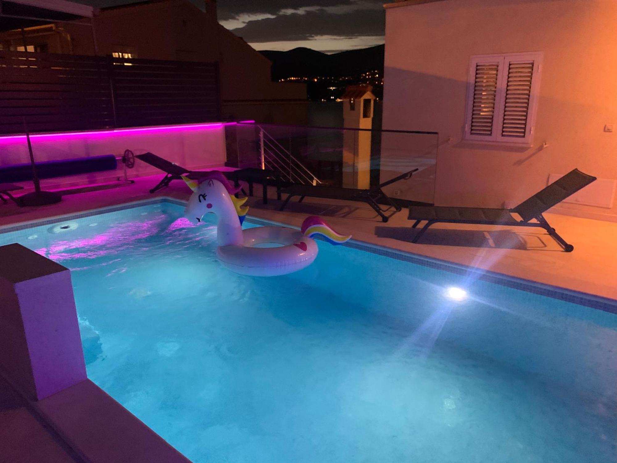 Lavanda Residence With Heated Pool Trogir Split Donji Okrug  Bagian luar foto