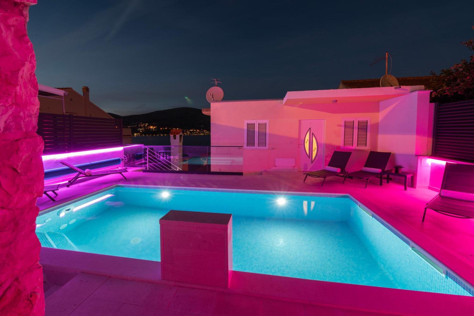 Lavanda Residence With Heated Pool Trogir Split Donji Okrug  Bagian luar foto