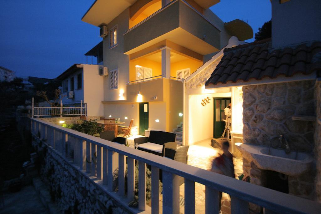 Lavanda Residence With Heated Pool Trogir Split Donji Okrug  Ruang foto