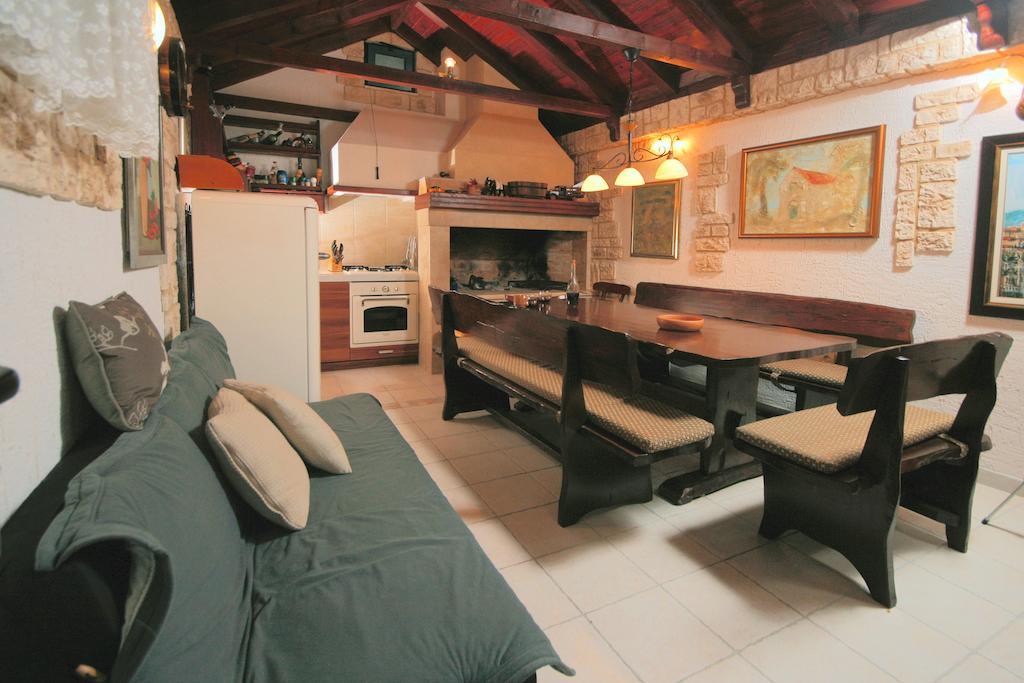 Lavanda Residence With Heated Pool Trogir Split Donji Okrug  Bagian luar foto