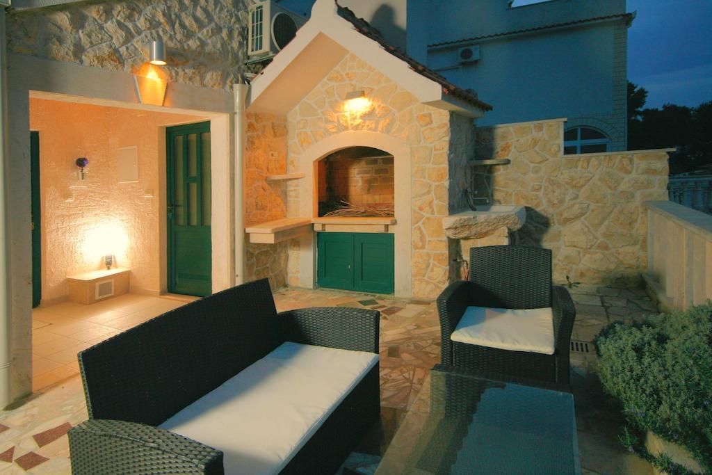 Lavanda Residence With Heated Pool Trogir Split Donji Okrug  Bagian luar foto